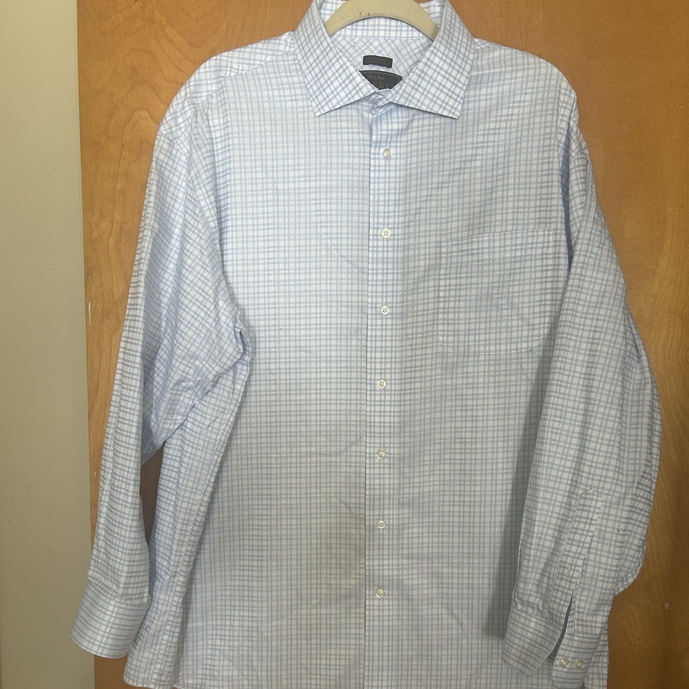 Jos A Bank Reserve No-Wrinkles Tailored Fit Blue Checkered Button Up 17.5-34